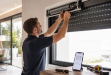 Comment installer un volet connecté ? Le guide complet pour moderniser sa maison